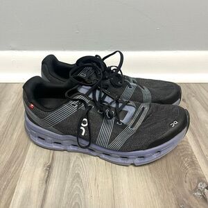 On Running Sneakers Men’s 11 On Cloud Tec Black and Purple Lace Up